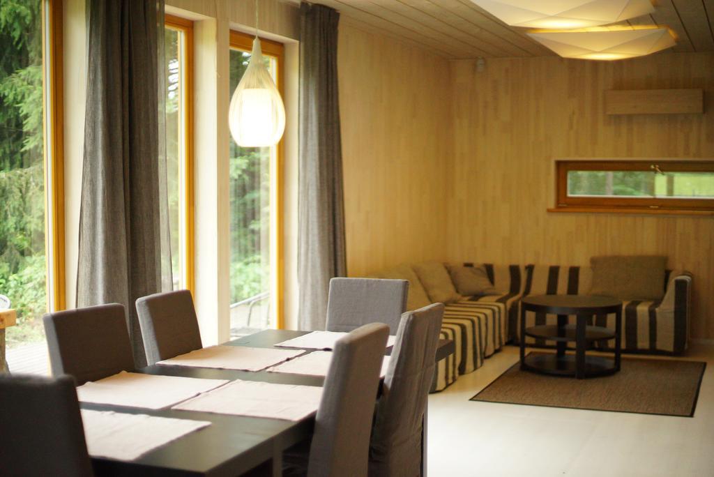 Otepää Kivi Talu Country Hotel מראה חיצוני תמונה